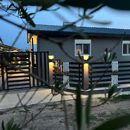 K&M Villas Nea Kallikrateia Esterno foto